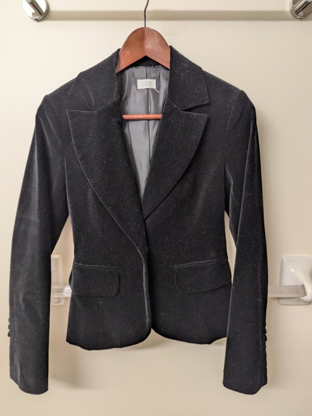 Black Velvet Fitted Blazer